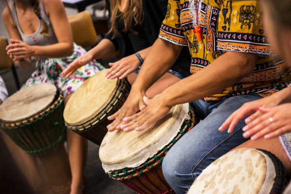 apprendre le djembe à La Louvière